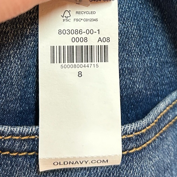 NWT Old Navy Size 8 Mid-rise Denim Shorts - Picture 6 of 7